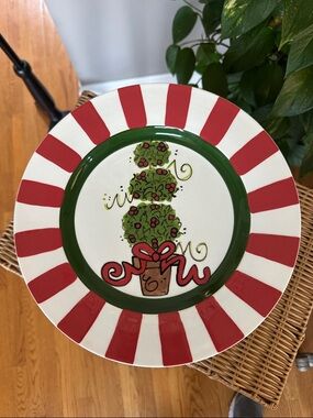 Festive Red & Green Topiary Decorative Plate Magnolia Lane